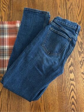 Women’s Abercrombie 90’s Straight Mid Rise Curve Love - 25L